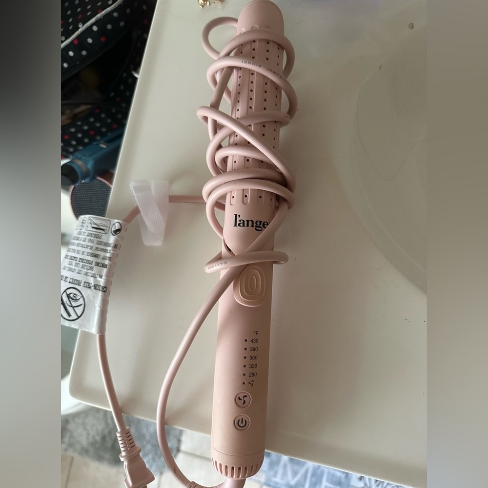 L’Ange Le Duo Curling Wand. Only used once.
